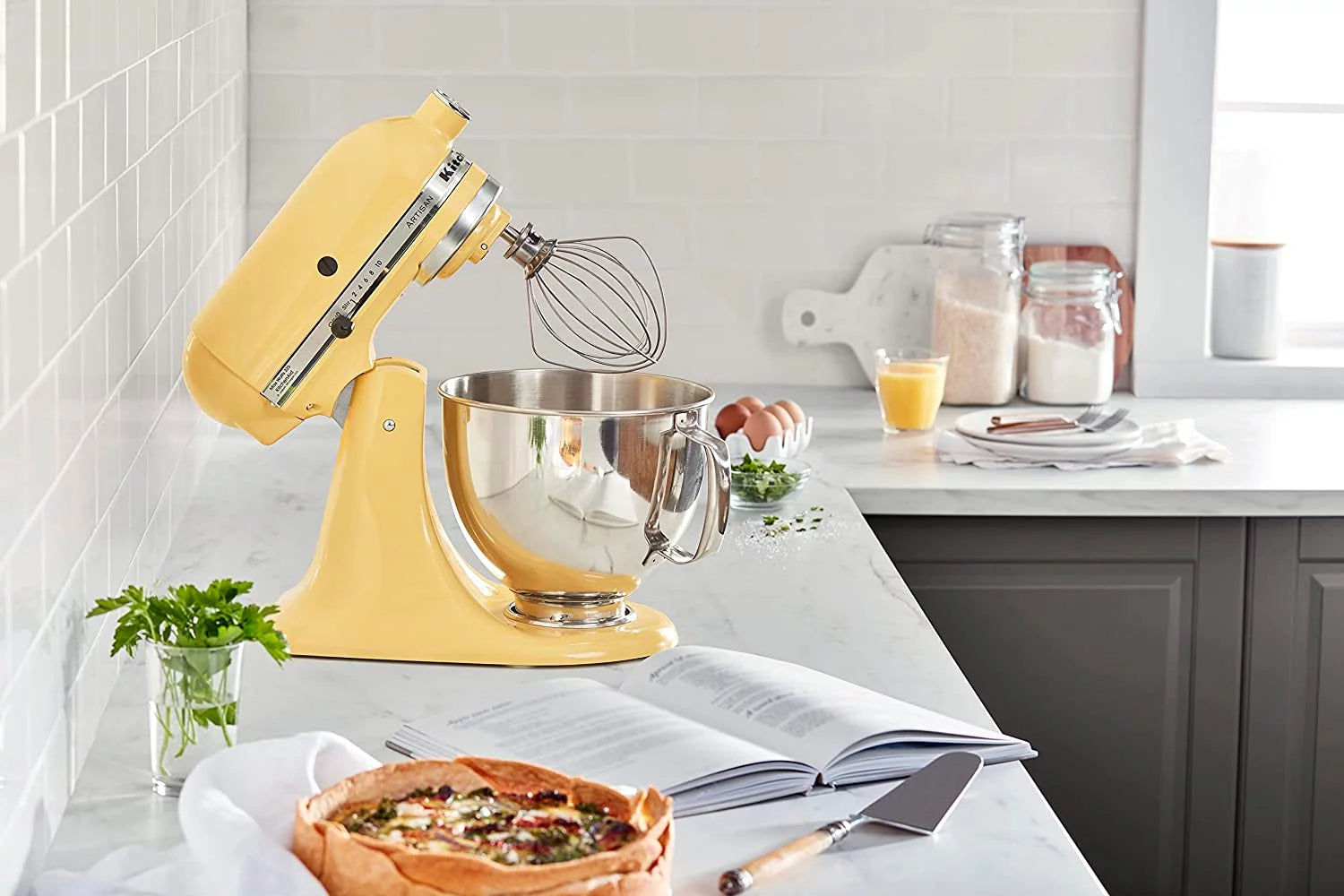 5-Qt. Tilt-Head Stand Mixer Black Matte W116