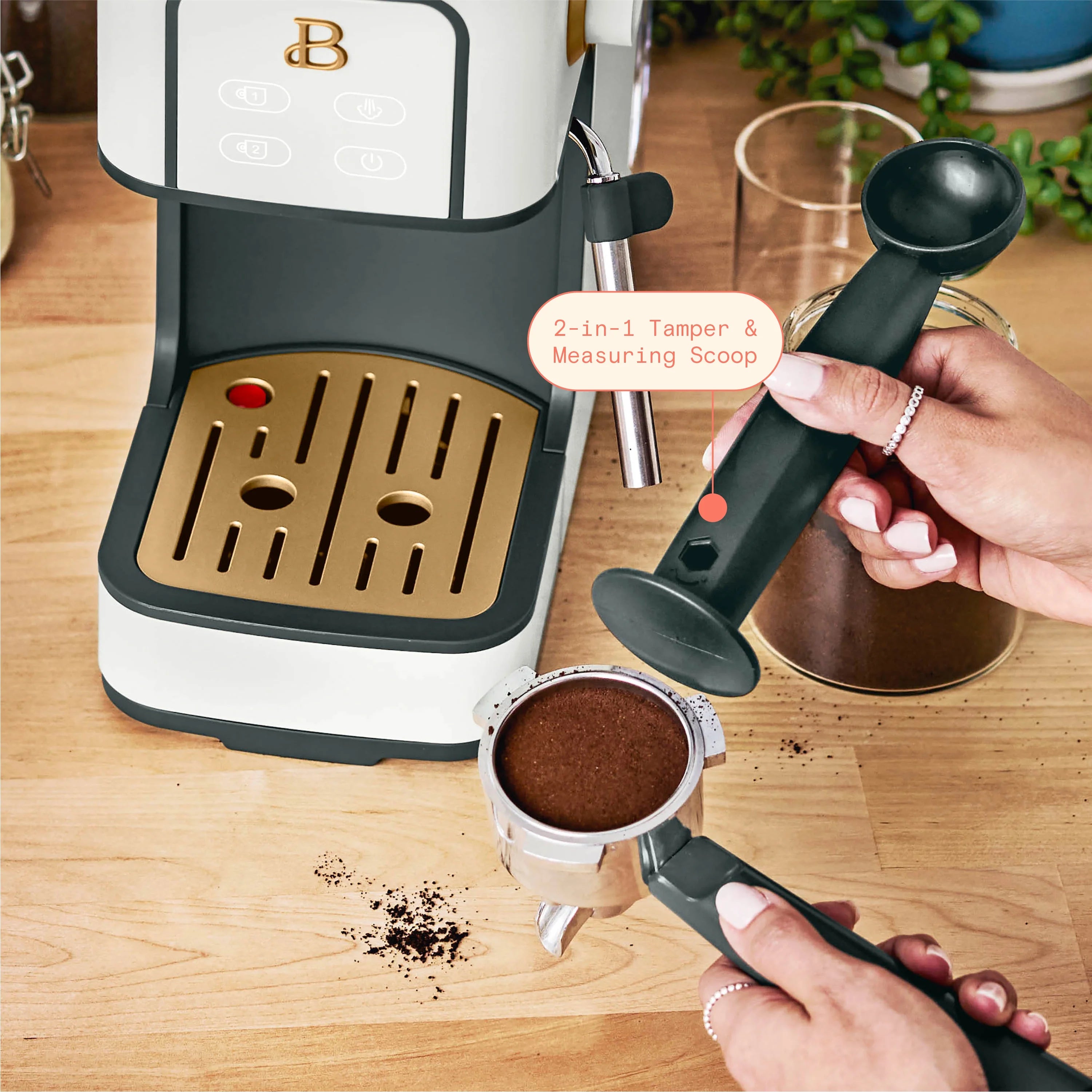 Slim Espresso Maker with 20-Bar Pressure, White B3796