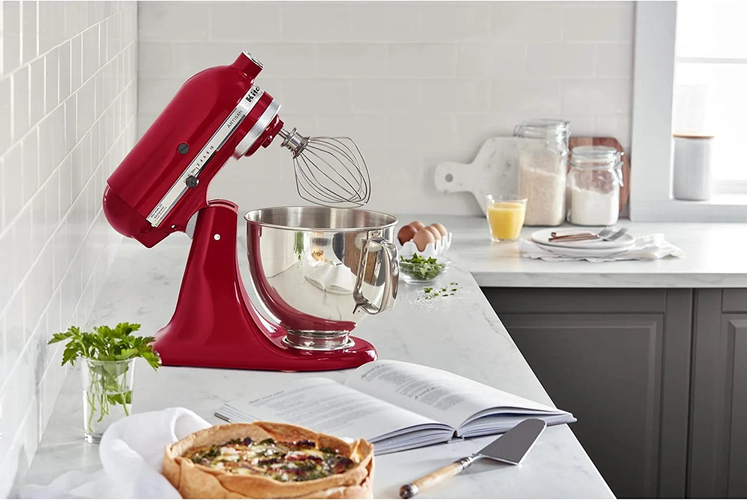5-Qt. Tilt-Head Stand Mixer Black Matte E10701