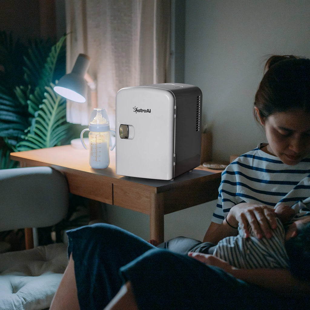 Mini Fridge 6 Can 4 Liter Portable Electric Cooler for Bedroom K9410