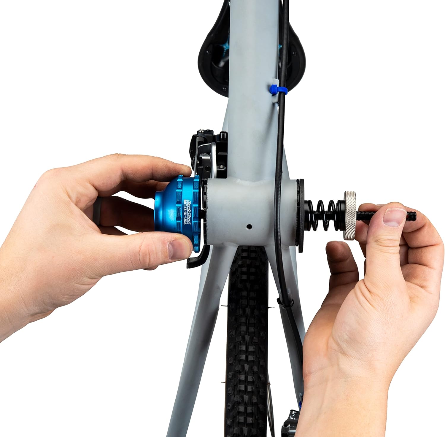 Bottom Bracket Tool Retaining System M70315