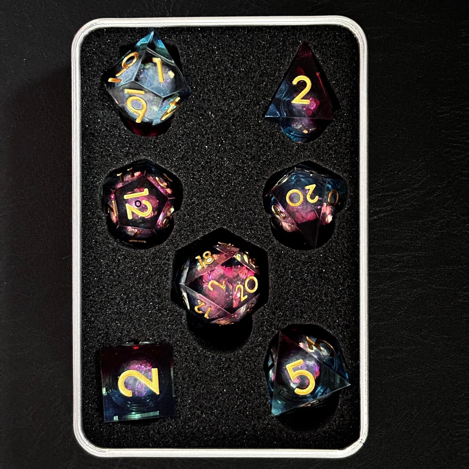 Floating Liquid Core Dice Set 7 Pieces Polyhedral for Dungeons and Dragons H633
