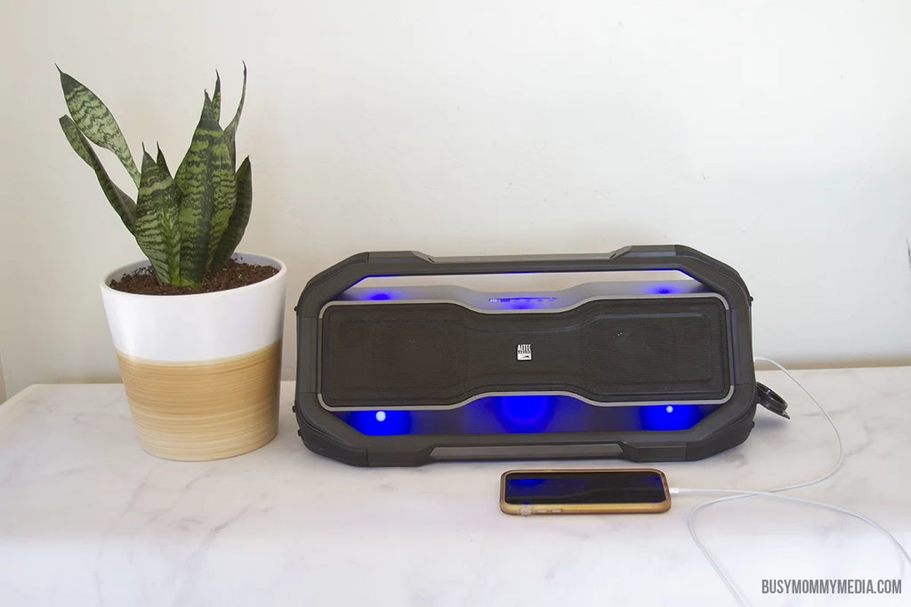 Portable Wireless Bluetooth Speaker IP67 Waterproof 20H Playtime F254417