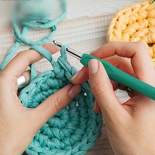 Crochet Kit for Beginners, 6 Pcs Potted Flowers, DIY Starter Kit with Video Tutorials H56169