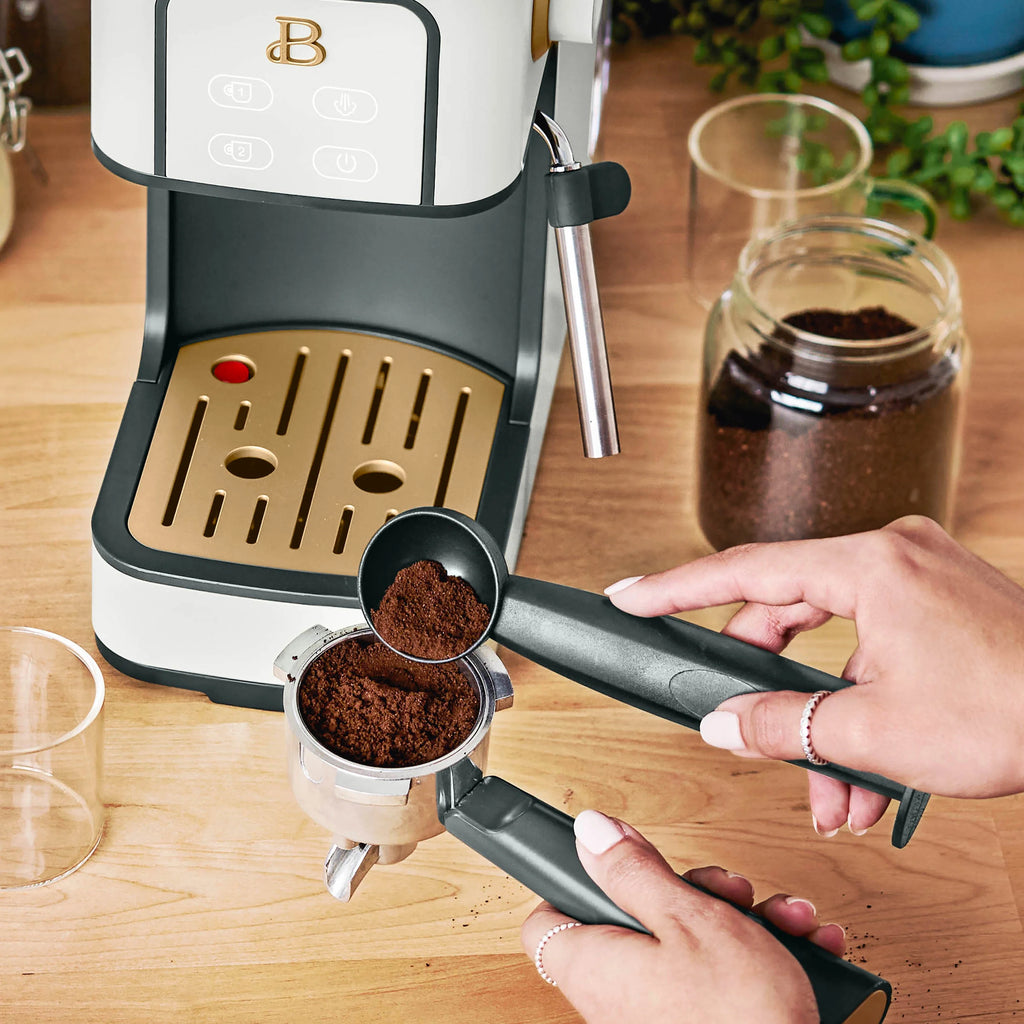 Slim Espresso Maker with 20-Bar Pressure, White B3796
