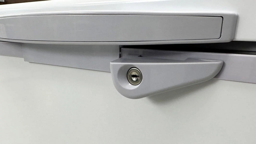 Commercial Chest Freezer 24 Cu.Ft L880