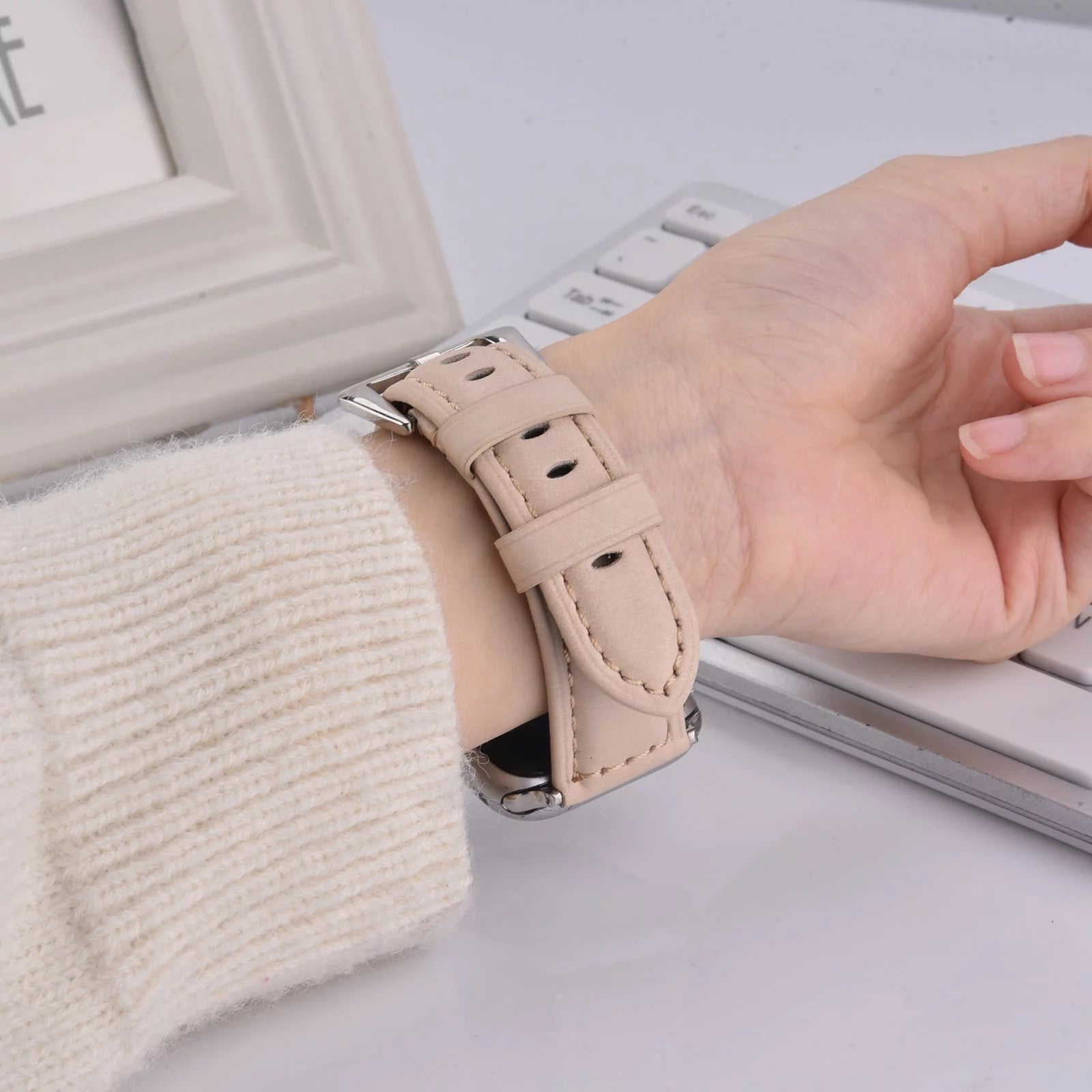 Genuine Leather Watch Band for 49mm 44mm 45mm 42mm J236