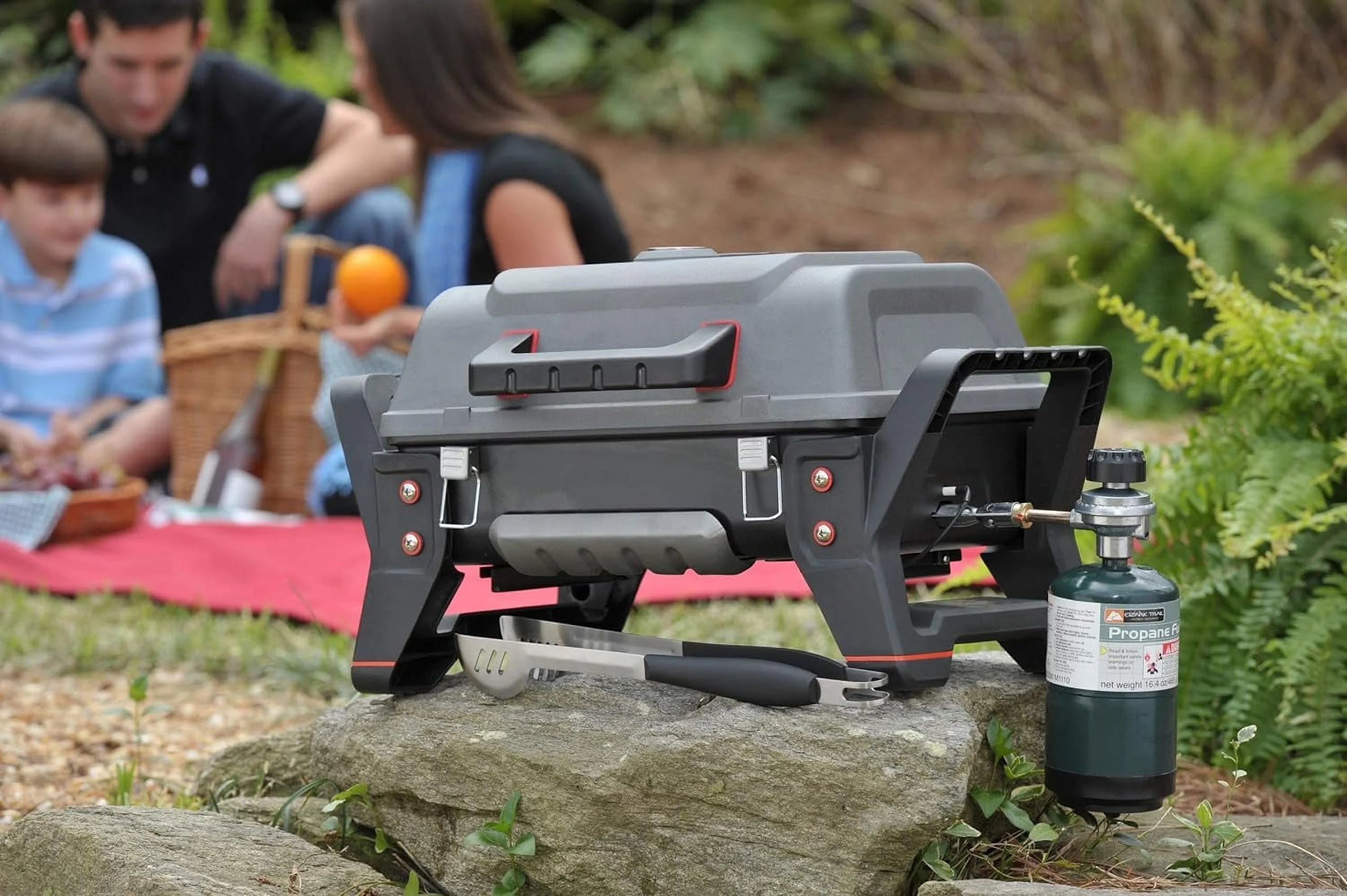 Portable Liquid Propane Gas Grill with Infrared Technology H96916