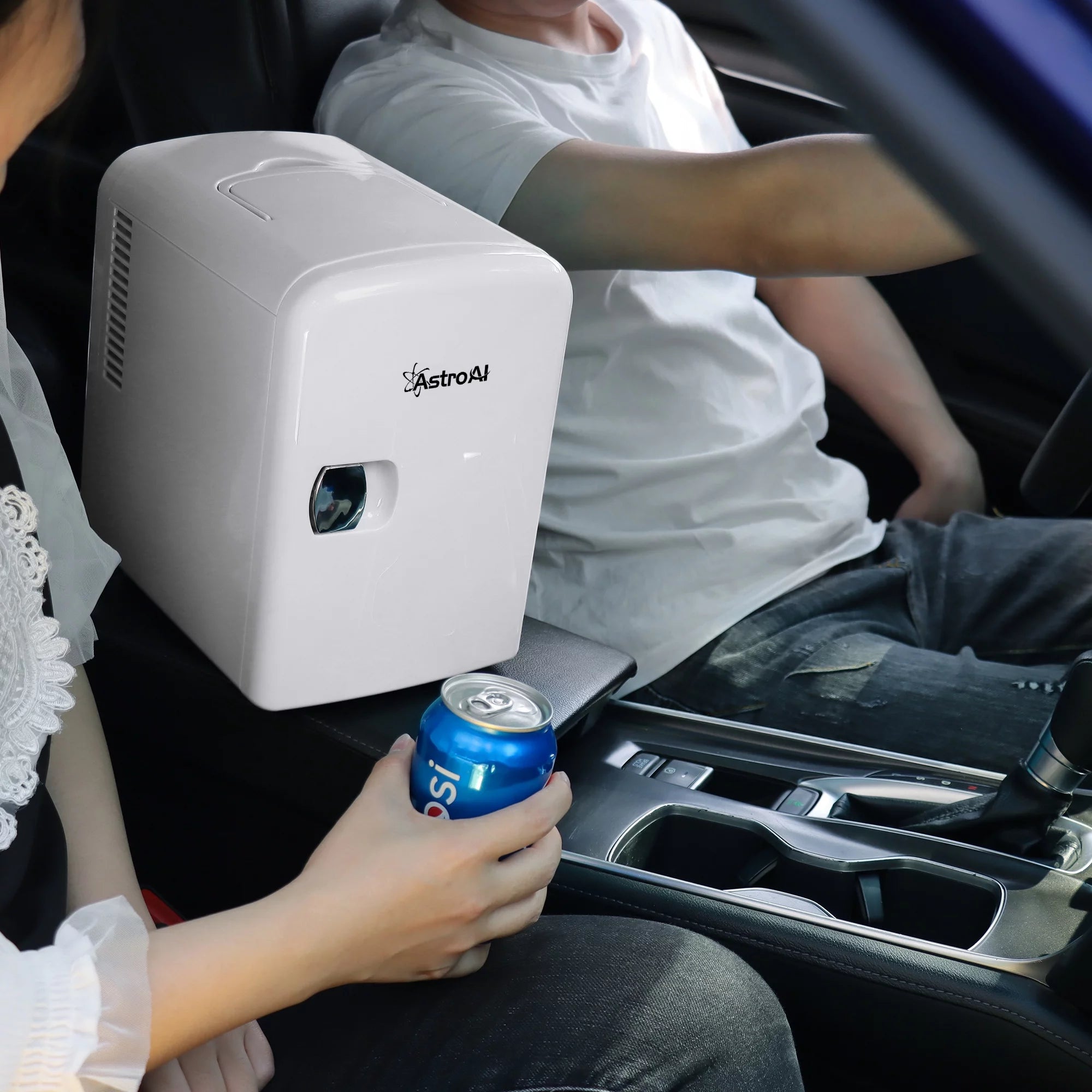 Mini Fridge 6 Can 4 Liter Portable Electric Cooler for Bedroom K9410