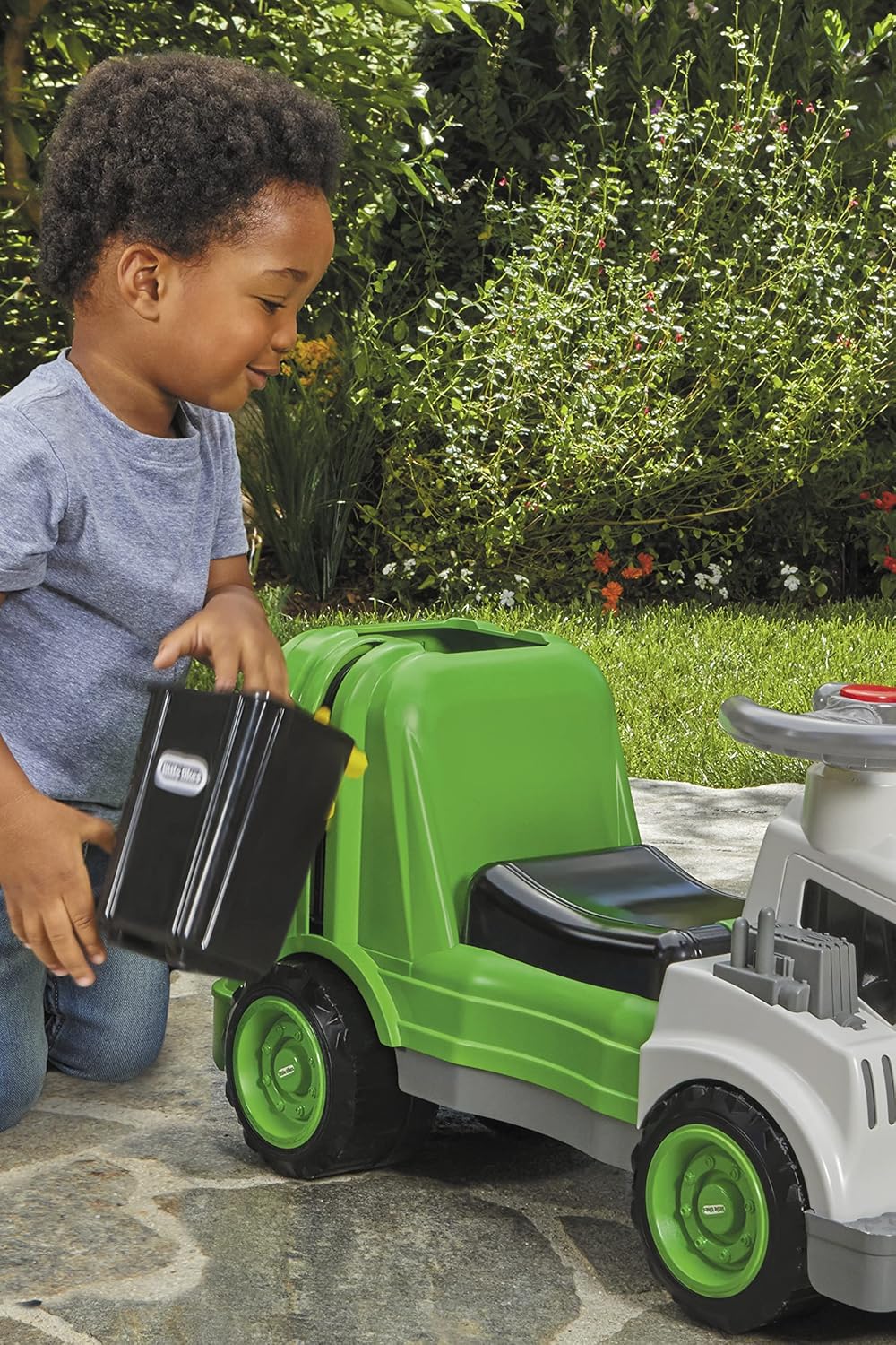 Garbage Truck Ride On with Working Horn and Trash Bin for Toddlers Ages 2-5 W2277