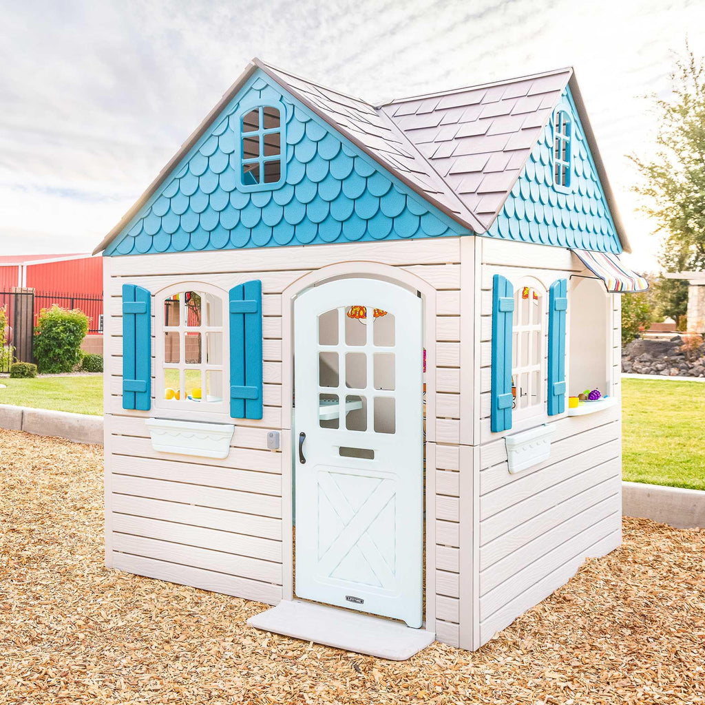 Kid's Outdoor Playhouse X95438