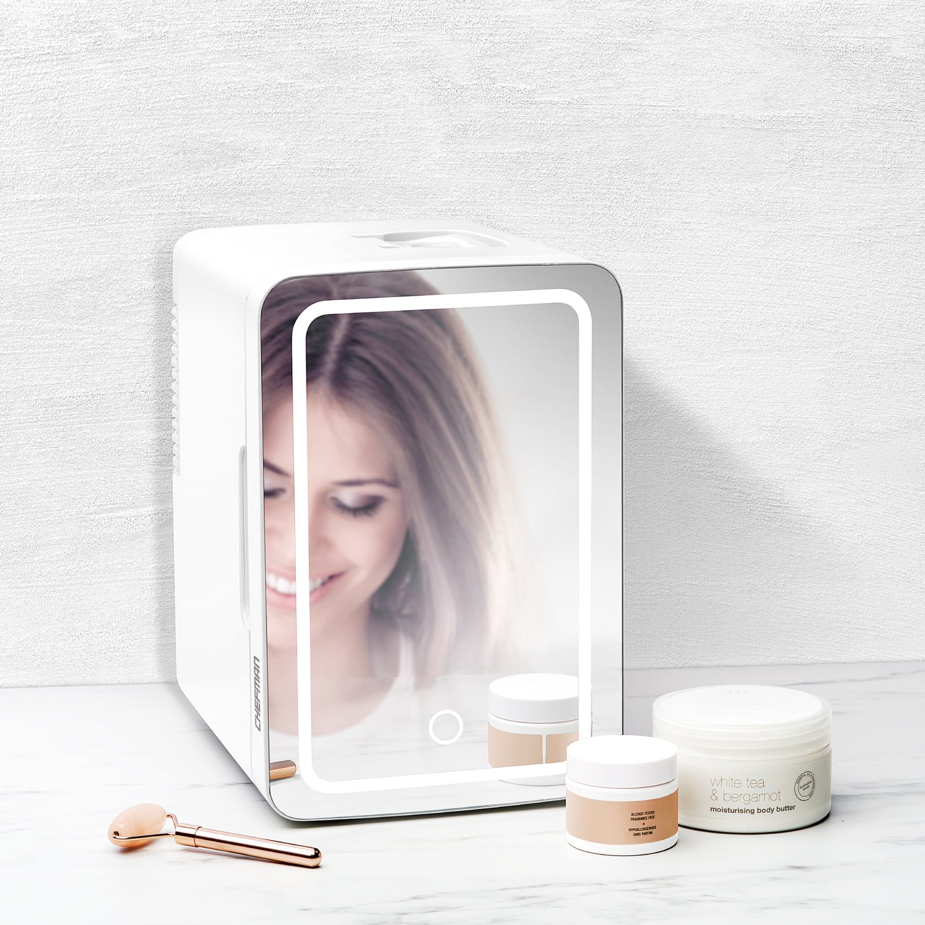 Portable 6L Mini Fridge with LED Light, Heating and Cooling - White I711